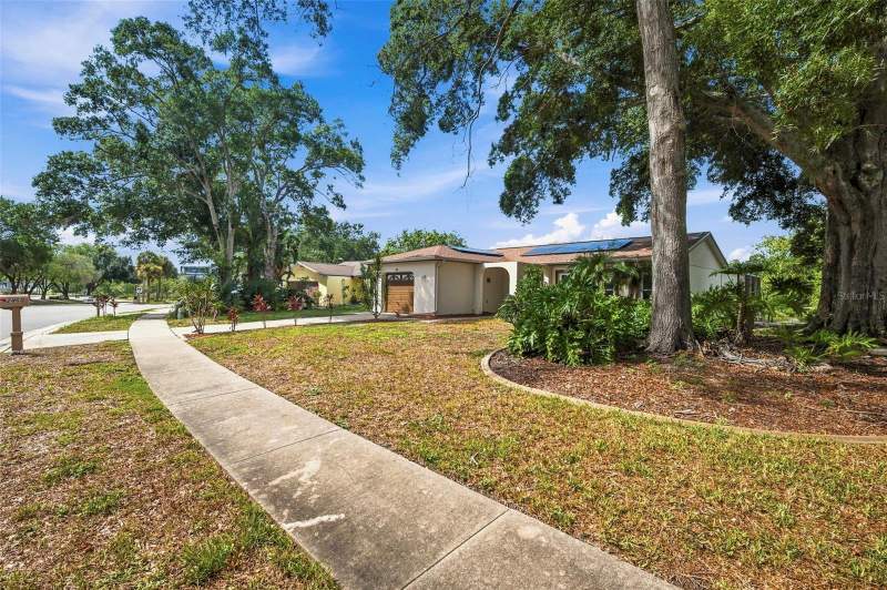 3 bedroom Single Family Residence at 2460 Beacon Groves Boulevard, Beacon Groves, Palm Harbor — photo 4