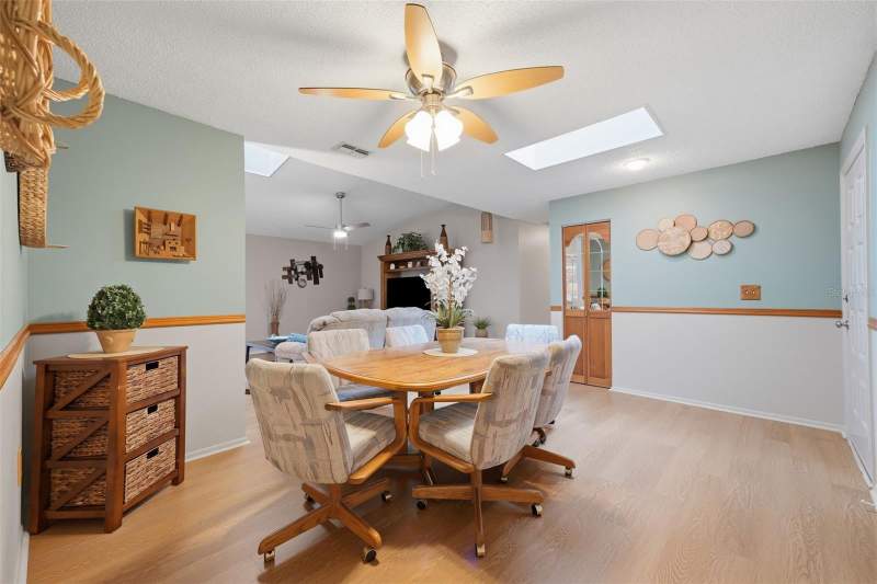3 bedroom Single Family Residence at 6841 Circlecreek Drive, Bonnie Glynn Ph One-A, Pinellas Park — photo 3