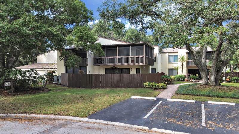 Forestbrook I Condo