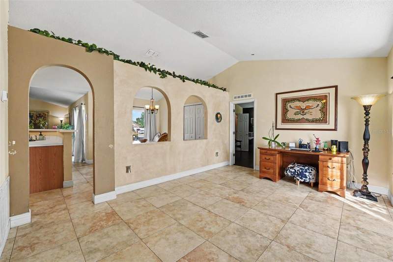 4 bedroom Single Family Residence at 807 Del Prado Drive, Poinciana Village, Kissimmee — photo 4