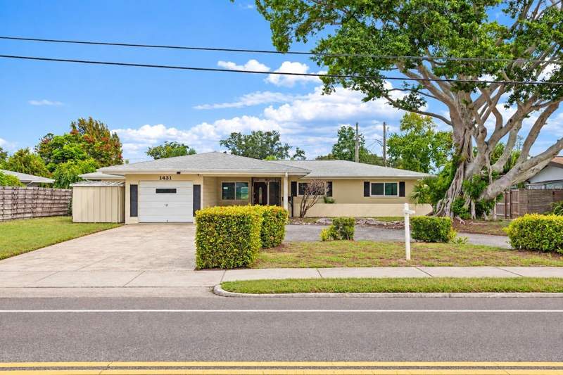 1431 PINELLAS POINT DRIVE home for sale in Point Pinellas Heights