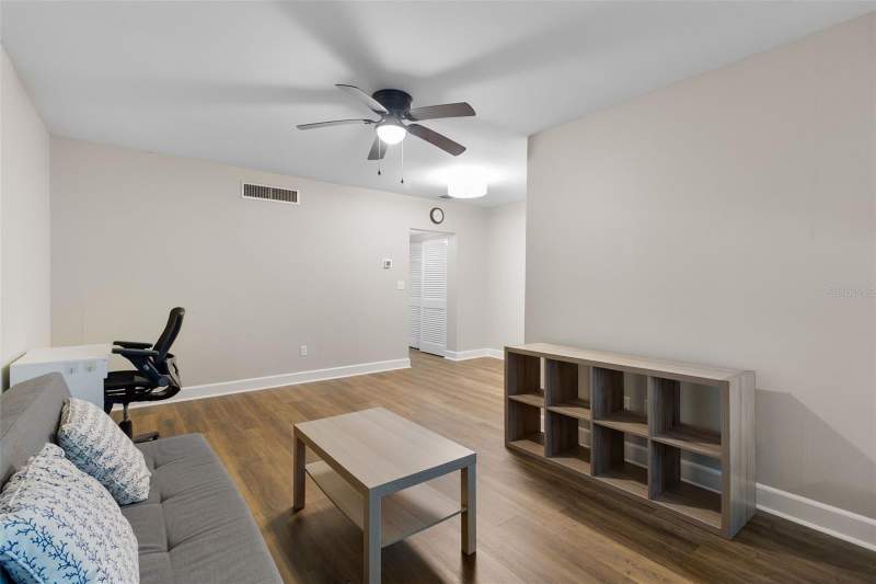 1 bedroom Condominium at 1140 S Orlando Avenue #E11, Lake Maitland Terrace Apts, Maitland — photo 4