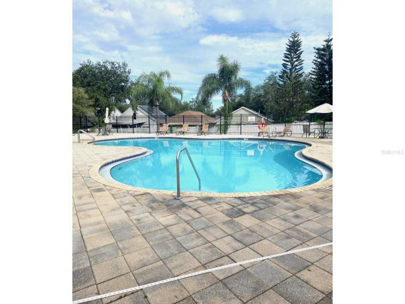 3 bedroom Townhouse at 3438 Castle Stone Ct, Kings Mill, Valrico — photo 3