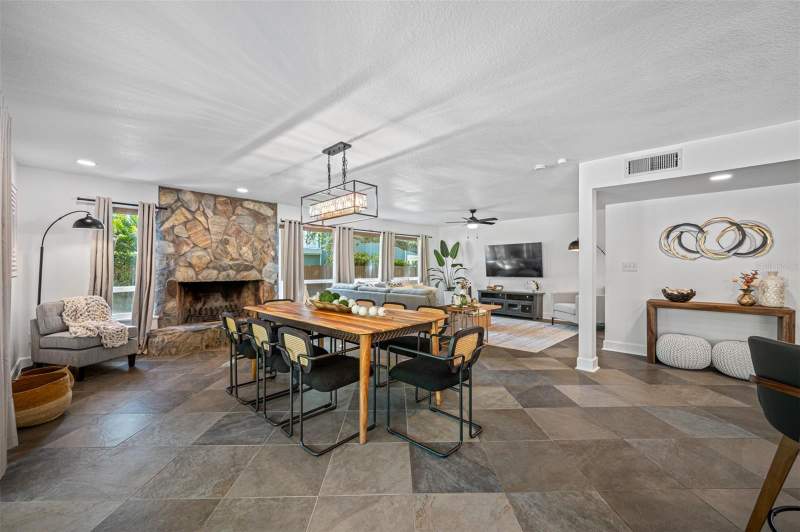 4 bedroom Single Family Residence at 7259 131st Street, Pinellas Groves, Seminole — photo 3