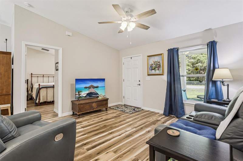 3 bedroom Single Family Residence at 61 Guava Trail, Silver Spgs Shores Un #38, Ocklawaha — photo 5