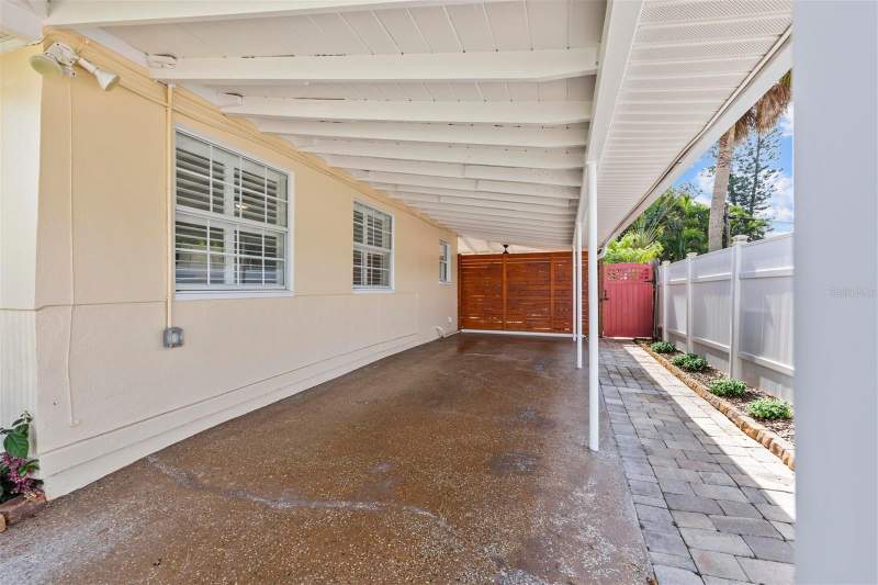 2 bedroom Single Family Residence at 550 80th Avenue, St Petersburg Beach North Unit 3, St Pete Beach — photo 5