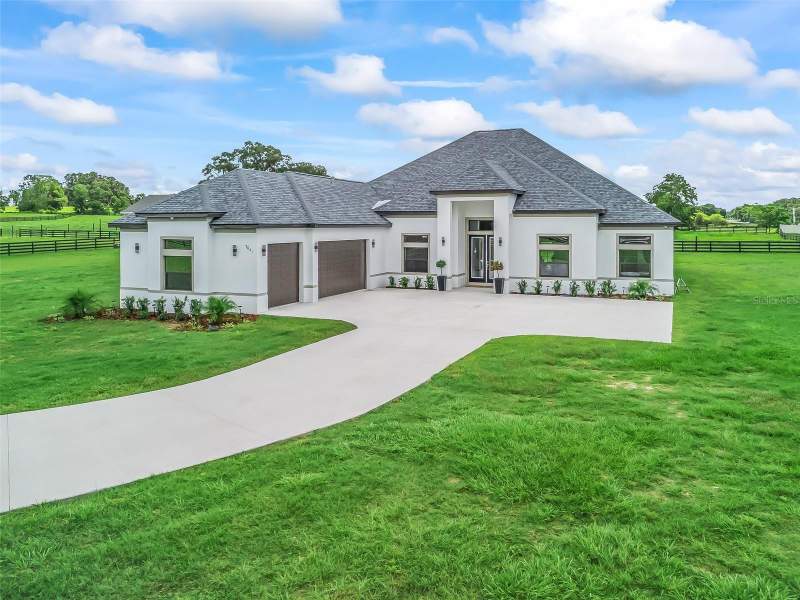 4 bedroom Single Family Residence at 7041 NE 22nd Court Road, Summerhill, Ocala — photo 2