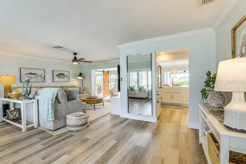 3 bedroom Single Family Residence at 924 Arlington Road, Palmetto Skyway Rep, Palmetto — photo 4