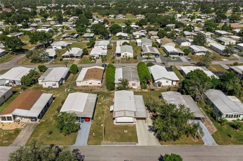 2 bedroom Manufactured Home at 8489 Fleetway Avenue, Brookridge Comm, Brooksville — photo 5