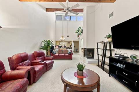 6015 Courtside Drive, Bradenton FL - photo 8 of 38
