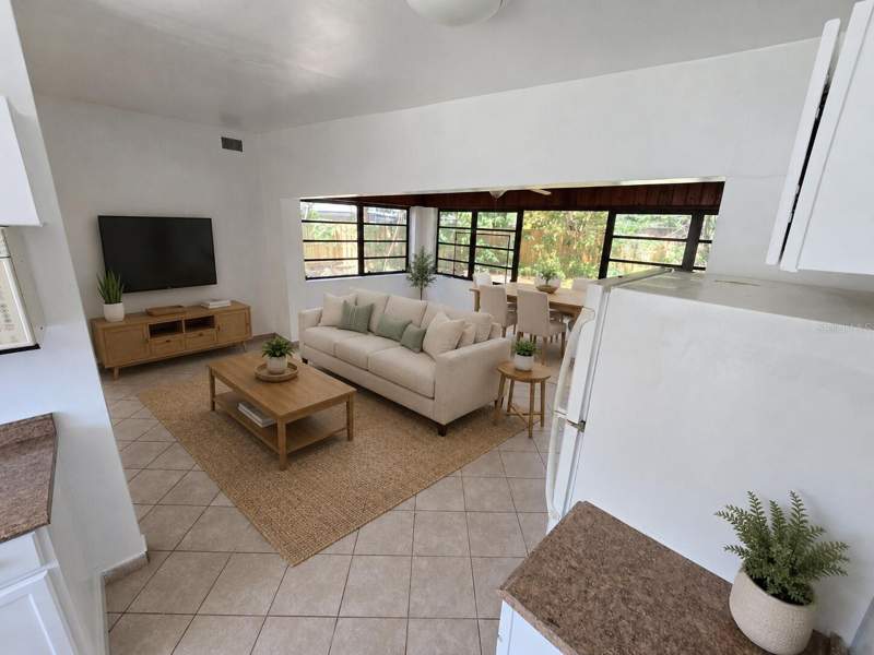 2 bedroom Single Family Residence at 5825 Yucatan Drive, Azalea Park Rep, Orlando — photo 3