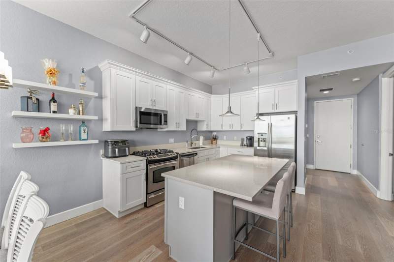 2 bedroom Condominium at 150 E Robinson Street #2008, Vue At Lake Eola, Orlando — photo 4