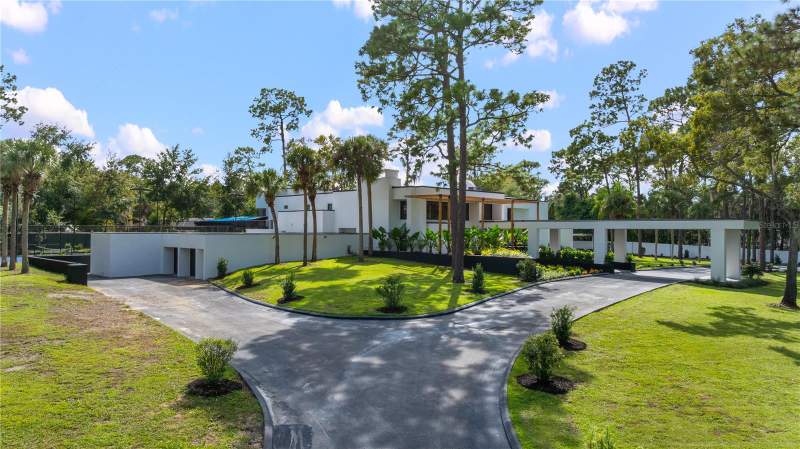 7 bedroom Single Family Residence at 808 Sweetwater Club Boulevard, Sweetwater Club Unit 1-A, Longwood — photo 3
