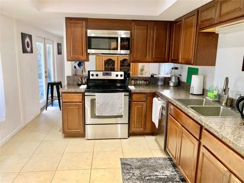 1658 NW 22nd Circle, Gainesville FL - photo 17 of 30