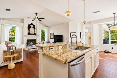 4106 Hearthstone Drive, Sarasota FL - photo 9 of 32