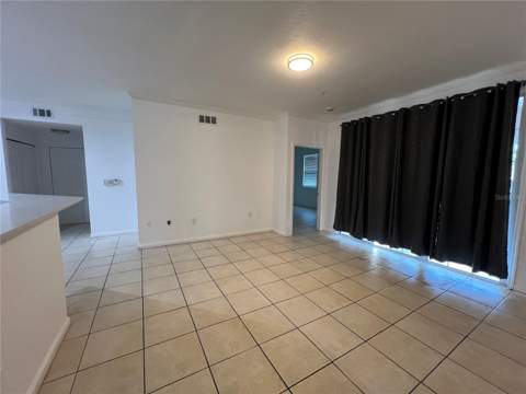 6685 Queens Borough Avenue #101, Orlando FL - photo 10 of 23