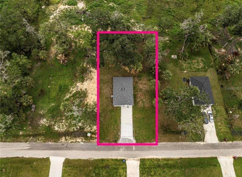 3 bedroom Single Family Residence at 2399 CR 423, Indian Estates, Lake Panasoffkee — photo 2