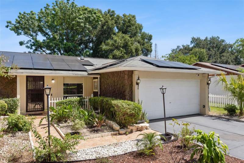 3 bedroom Single Family Residence at 5851 Hutton Drive, Lake Sparling Heights, Orlando — photo 3