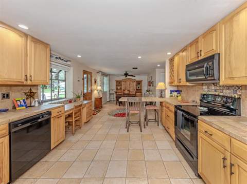 990 Florence Street, Nokomis FL - photo 10 of 54