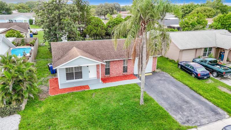 3 bedroom Single Family Residence at 7400 Mitchell Ranch Road, Seven Spgs Homes, New Port Richey — photo 2