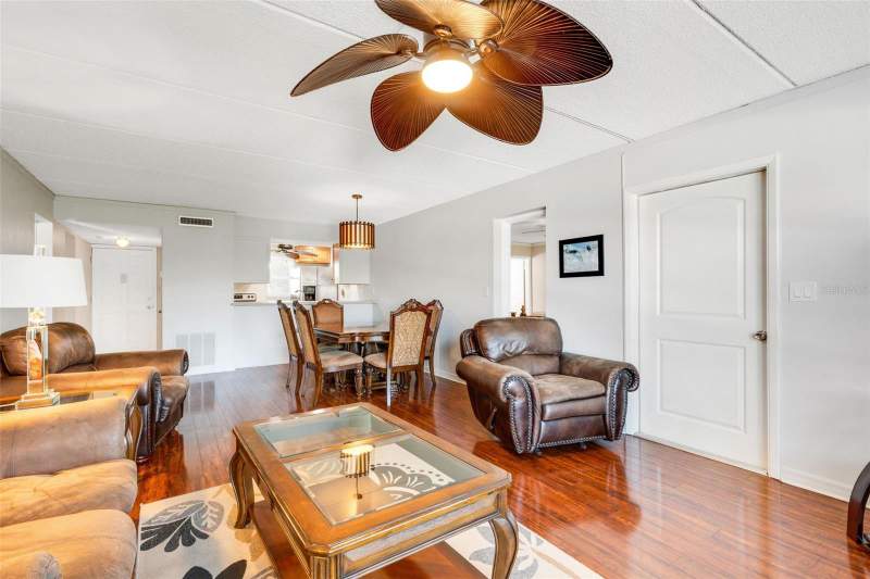 2 bedroom Condominium at 12760 Indian Rocks Road #119, New Atlantis Club Condo, Largo — photo 4