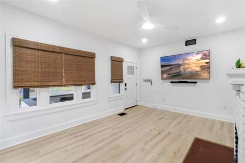 2243 Highland Street, St Petersburg FL - photo 6 of 50