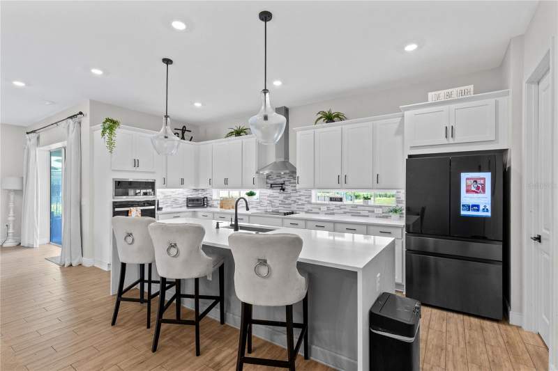4 bedroom Single Family Residence at 13439 McMillan Drive, Laureate Park, Orlando — photo 4