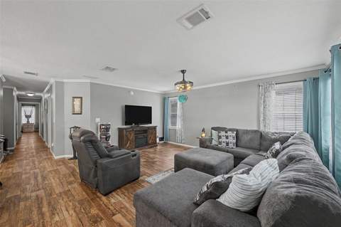 37200 Neukom Avenue, Zephyrhills FL - photo 11 of 37