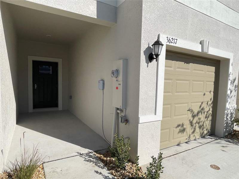 3 bedroom Townhouse at 36217 Risa Michele Street, Townes/Windsong, Zephyrhills — photo 2