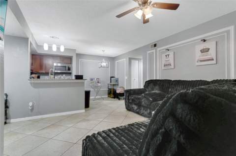 5148 Conroy Road #12, Orlando FL - photo 8 of 61