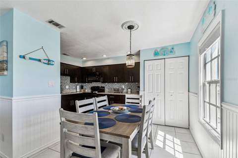 5116 Beach Drive #D, St Petersburg FL - photo 10 of 89