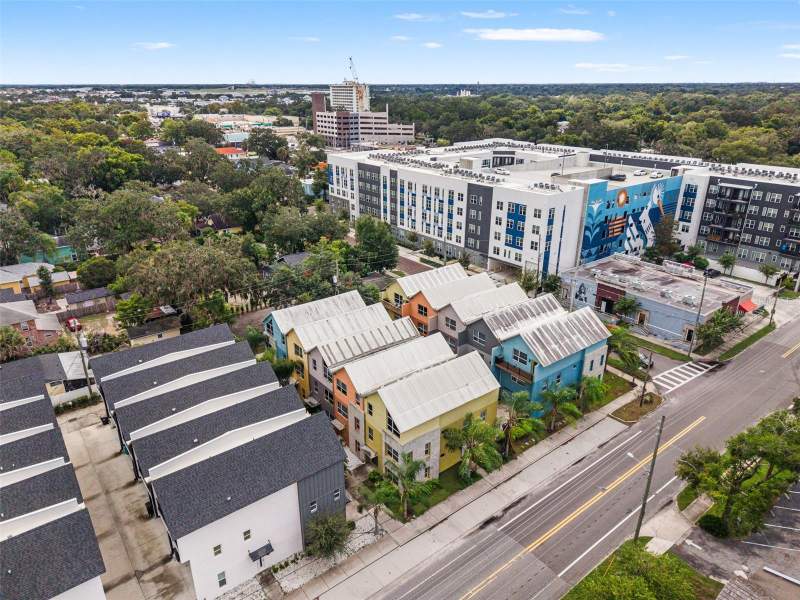 3 bedroom Townhouse at 1603 Woodward Street #17, Ferncreek 20, Orlando — photo 3