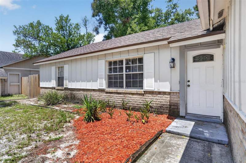 3 bedroom Single Family Residence at 6109 ZONNA AVENUE, LAKE SPARLING HEIGHTS, ORLANDO — photo 2