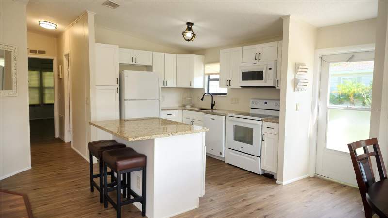 2 bedroom Manufactured Home at 2100 Kings Highway #956 A, Maple Leaf Estates, Port Charlotte — photo 5