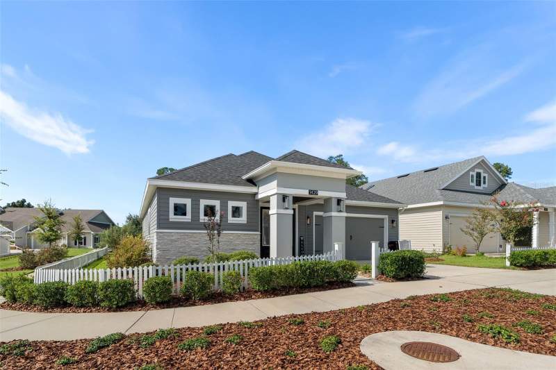 4 bedroom Single Family Residence at 1429 NW 132nd Boulevard, West End Unit C Pb 36 Pg 30, Newberry — photo 2