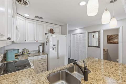 1 Beach Drive #1109, St Petersburg FL - photo 6 of 6