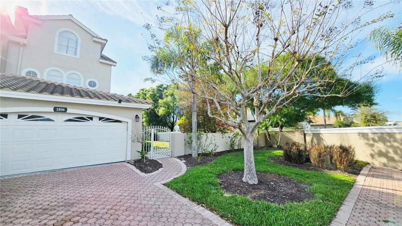 1806 LAGO VISTA BOULEVARD home for sale in Boot Ranch