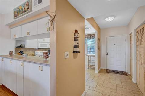6475 Shoreline Drive #5102, St Petersburg FL - photo 6 of 6
