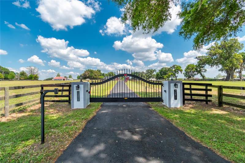 4 bedroom Farm at 13025 NW Gainesville Road, Ag Non Sub, Reddick — photo 3