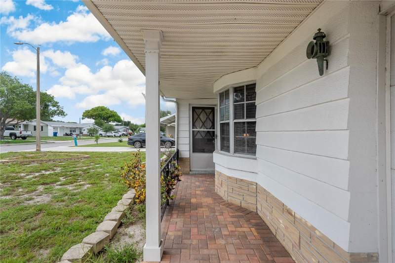 2 bedroom Single Family Residence at 3410 Columbus Drive, Beacon Square, Holiday — photo 4