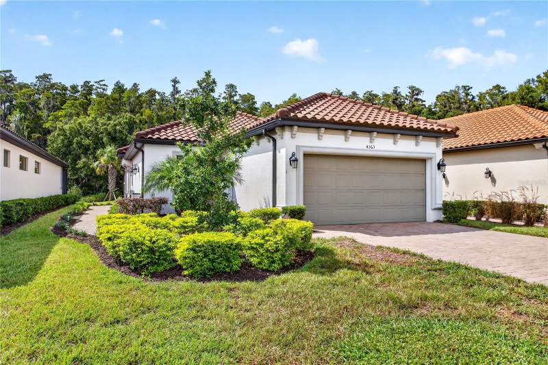 2 bedroom Single Family Residence at 4363 Cairoli Court, Esplanade/Wiregrass Ranch Ph I, Wesley Chapel — photo 2