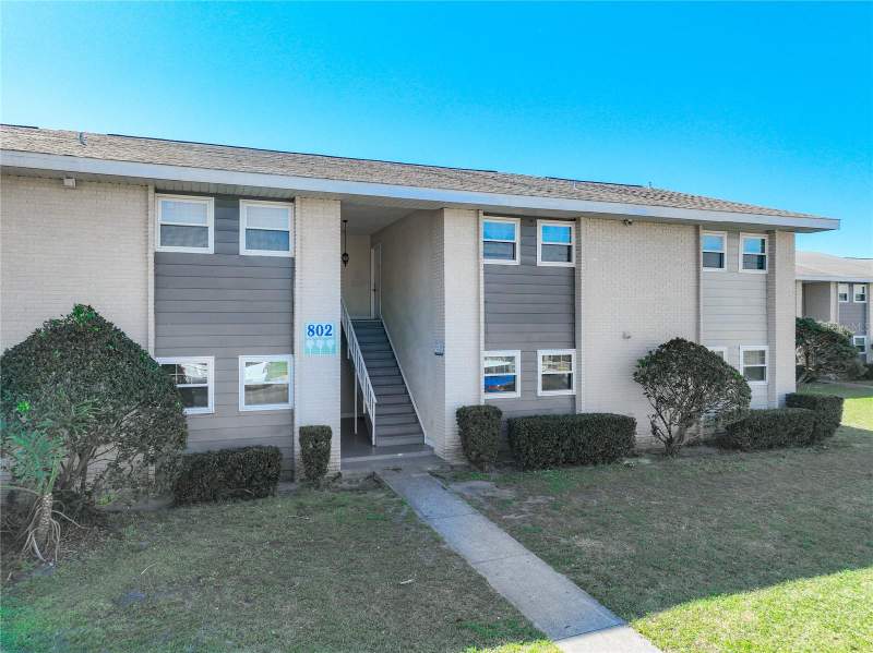 802 SKY LAKE CIRCLE #C home for sale in Las Palmas At Sand Lake Condo
