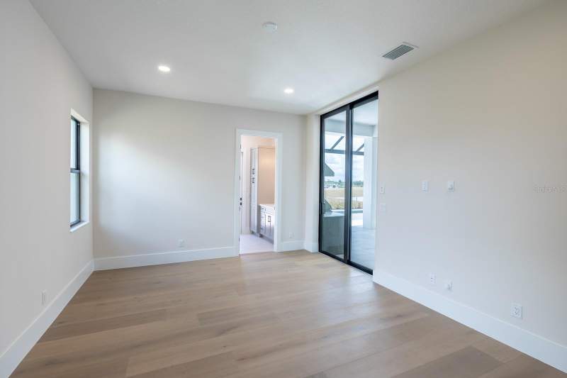 3 bedroom Single Family Residence at 1003 Blue Shell Loop, Wild Blue At Waterside, Sarasota — photo 4