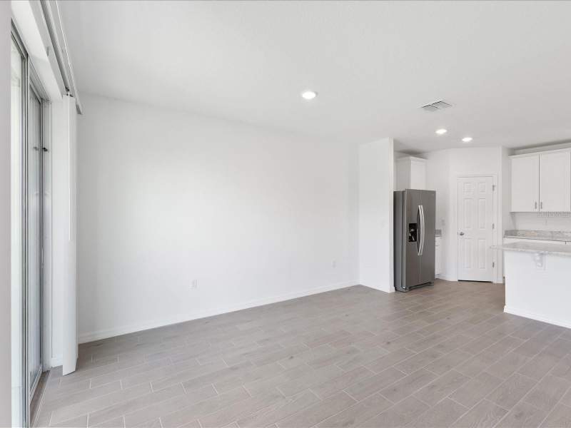 4 bedroom Single Family Residence at 10846 Budding Blossom Court, Oakfield Trails, Parrish — photo 3