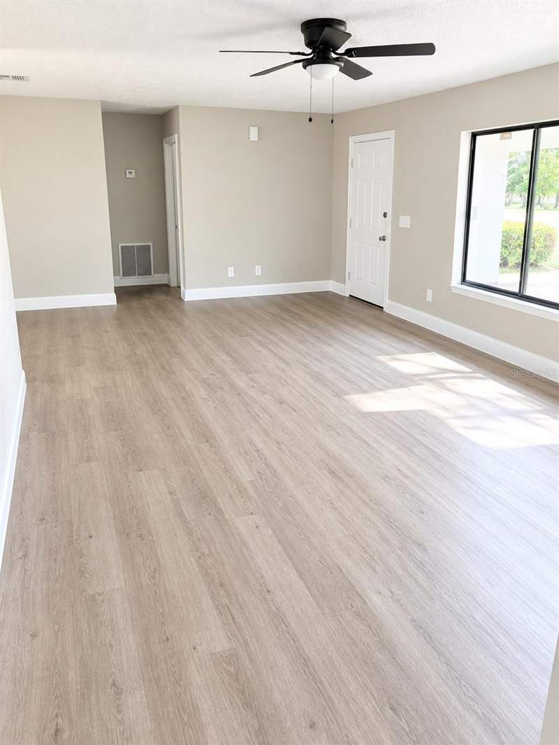 3 bedroom Single Family Residence at 1845 Portview Avenue, Deltona Lakes Unit 65, Deltona — photo 2