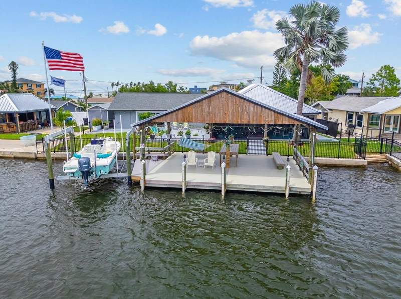 3 bedroom Single Family Residence at 3422 W Shell Point Road, Shell Point Sub, Ruskin — photo 2