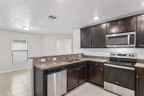 2427 Caspian Drive, Lakeland FL - photo 7 of 24