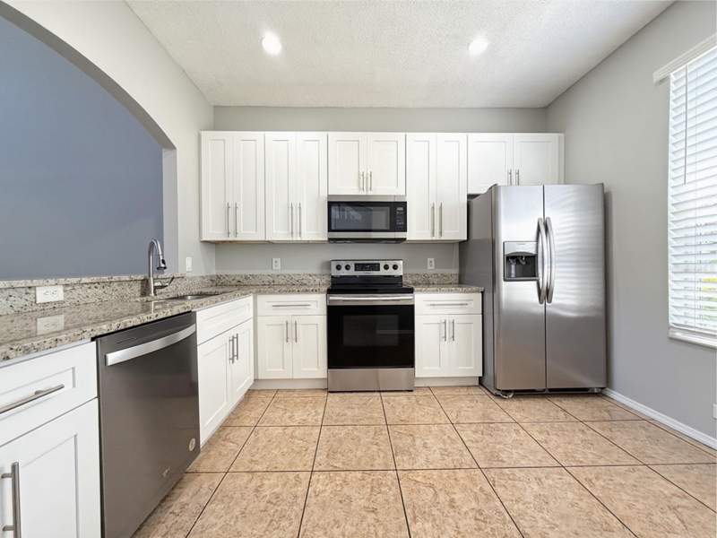 3 bedroom Townhouse at 13180 Summerton Drive, Summerfield, Orlando — photo 5