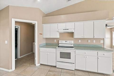 7123 Summit Drive, Winter Haven FL - photo 24 of 53
