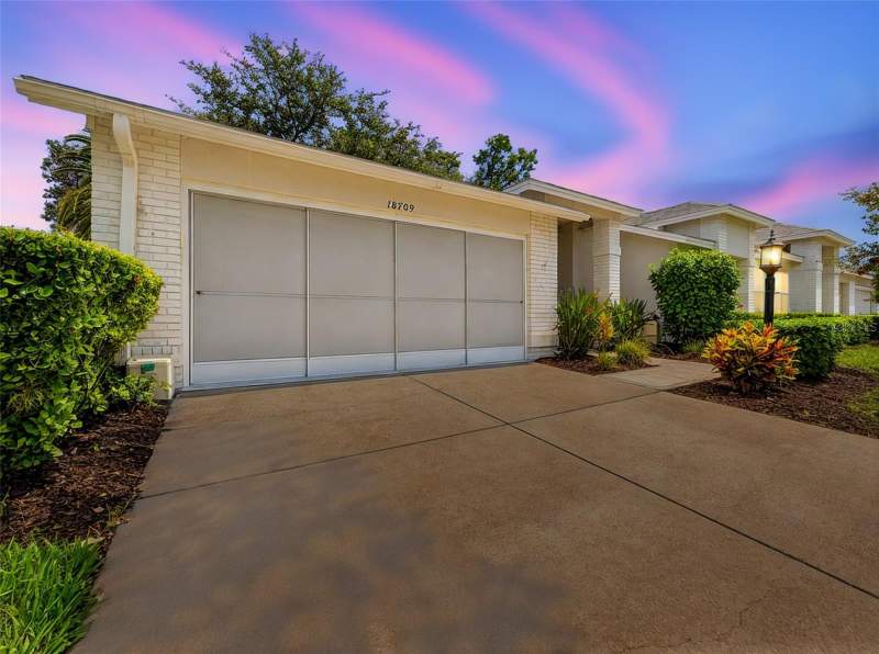 2 bedroom Villa at 18709 Summersong Drive, Heritage Pines Village 03, Hudson — photo 2